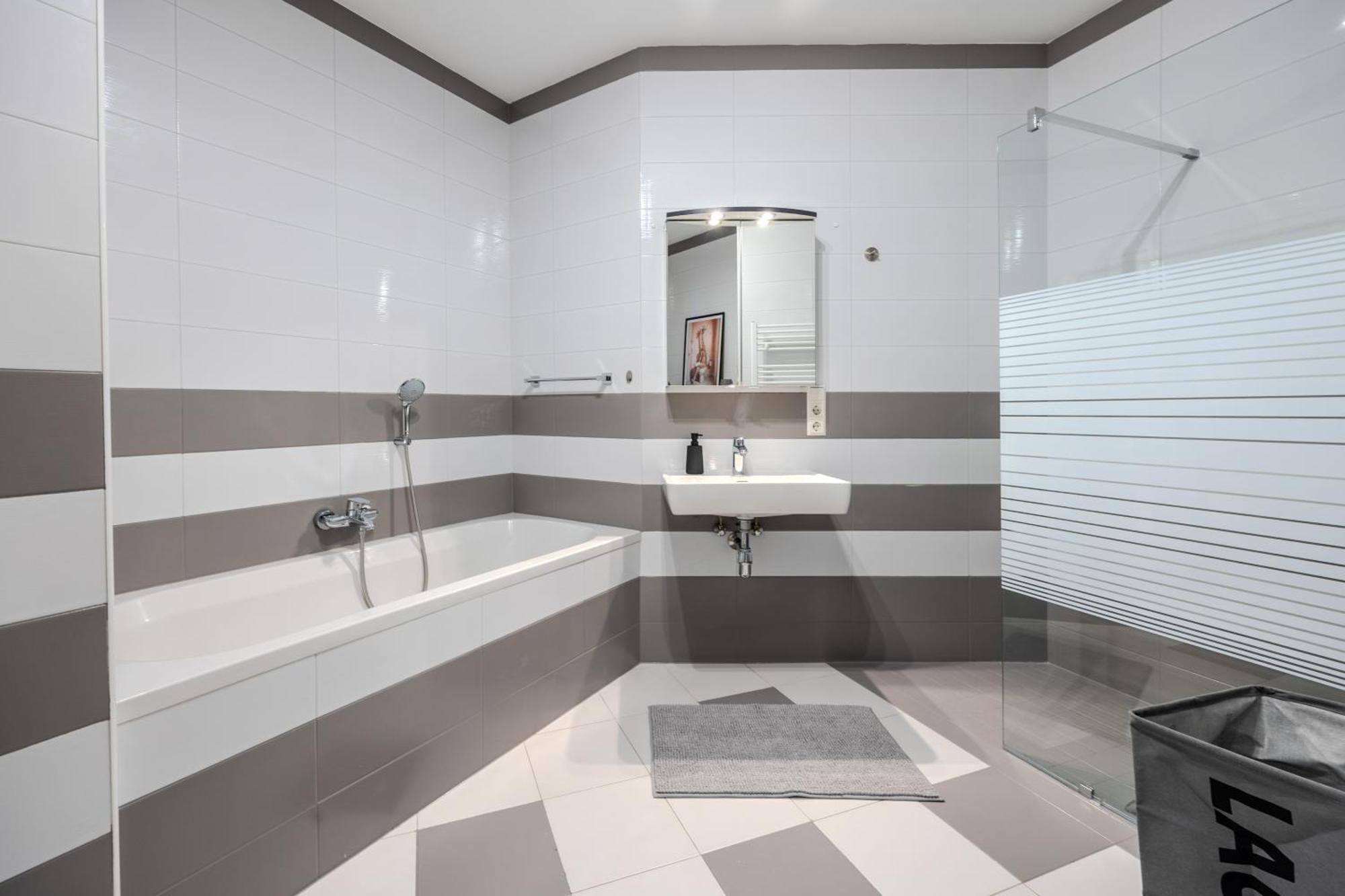 Stylish Apartment *